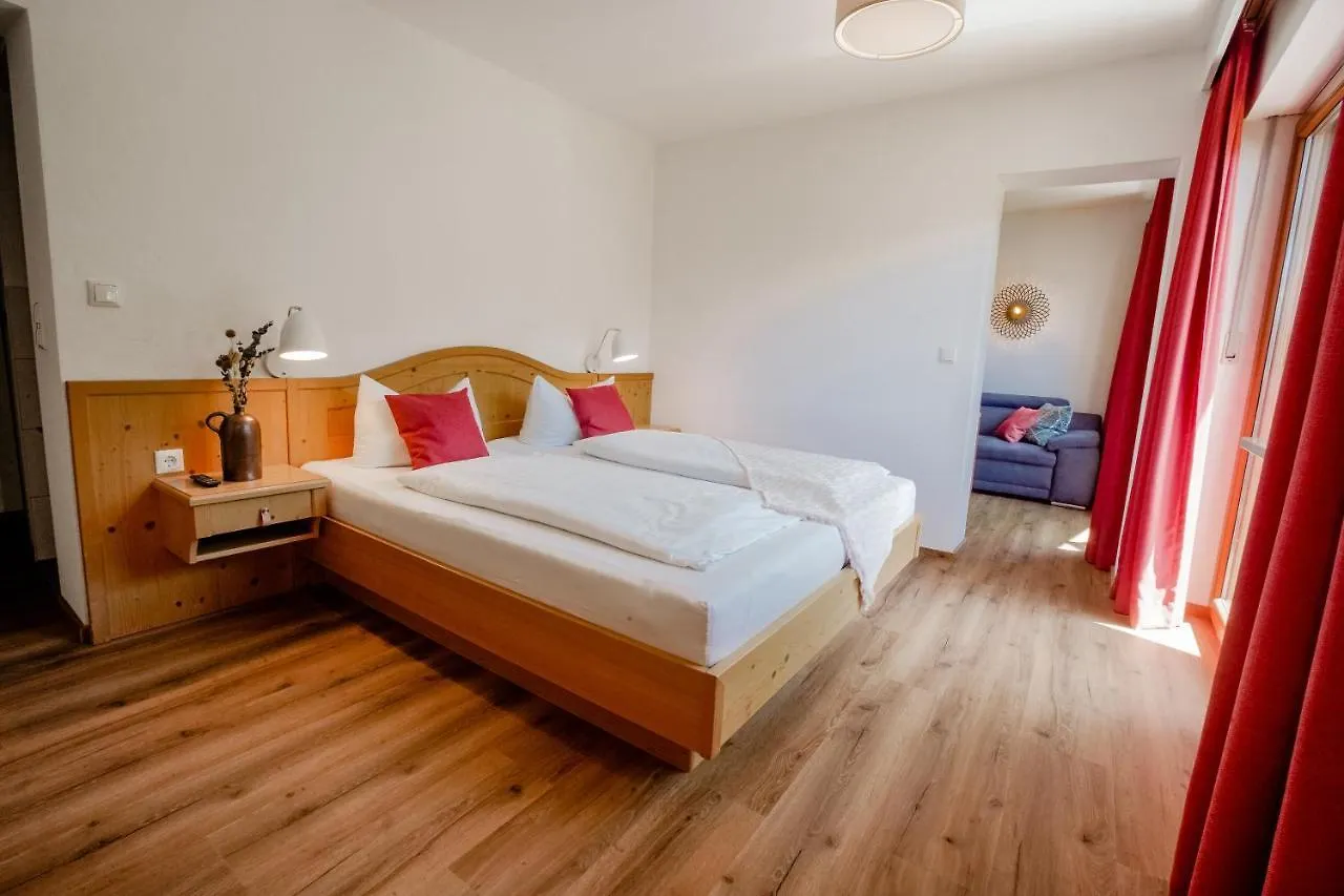 Apartment Larchenhof Hotel Schoenau am Koenigsee